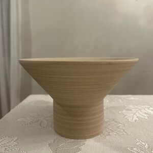 Tan Ceramic Vase/ pedestal bowl
